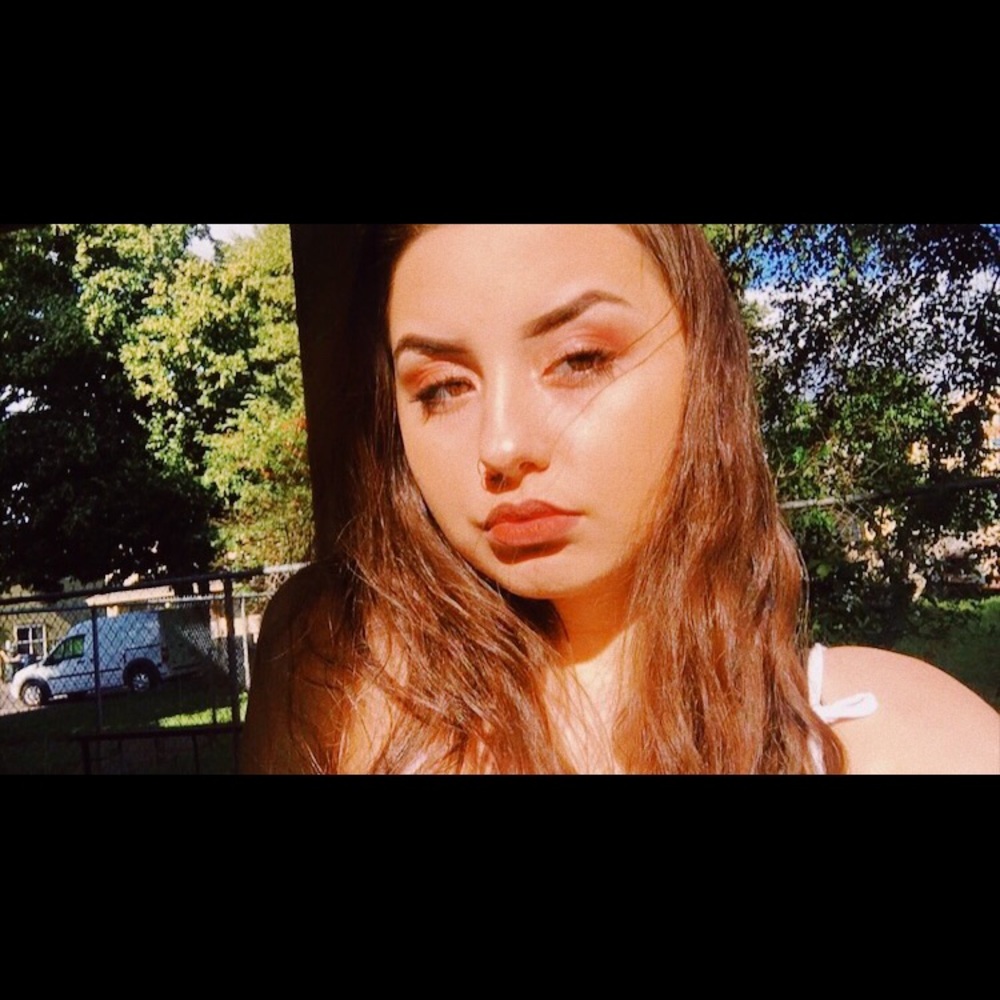 Meet your Posher, Katelynn